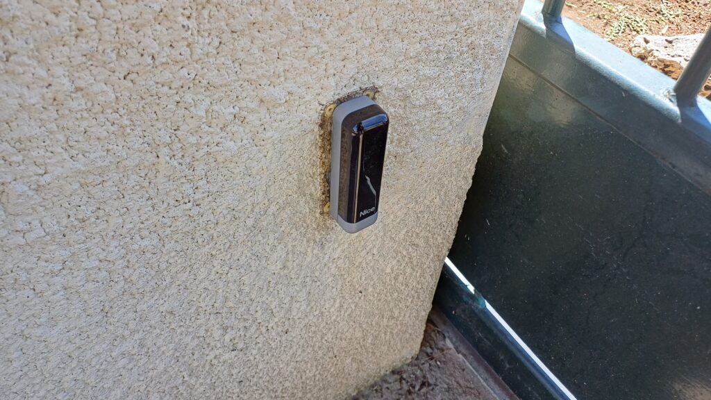 Automatisme pour portail coulissant