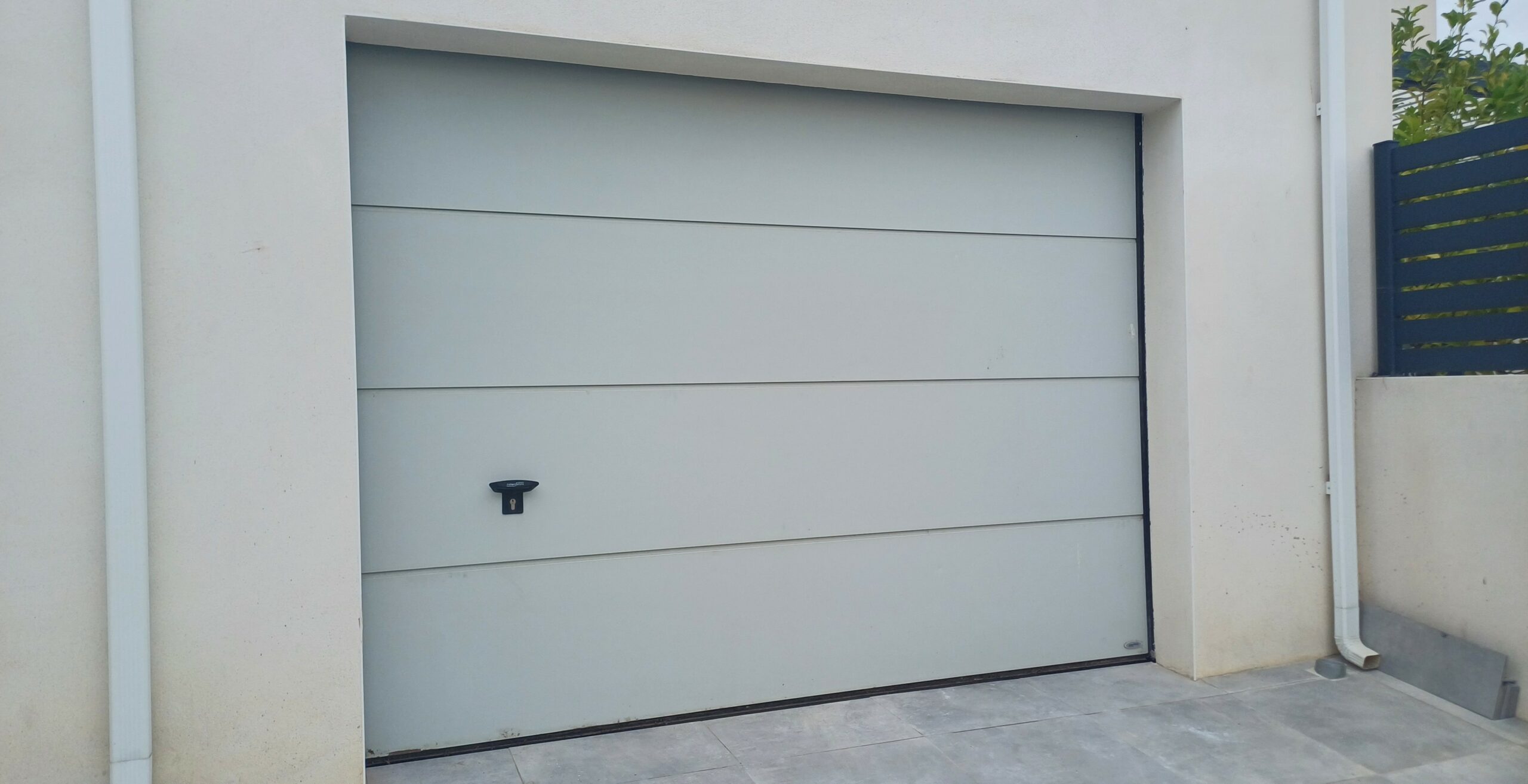 Déplacement d’une porte de garage