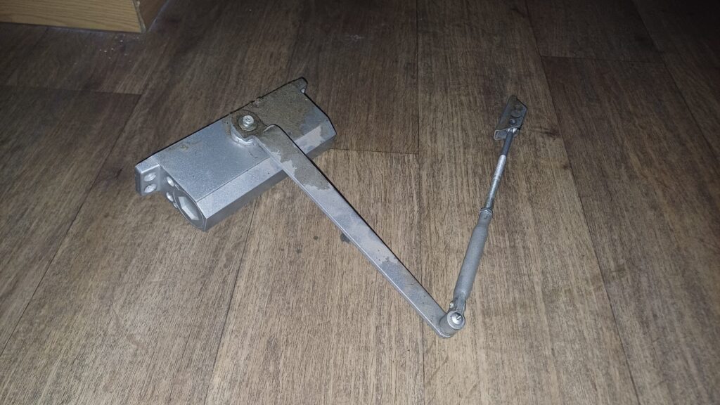 Ferme porte hydraulique