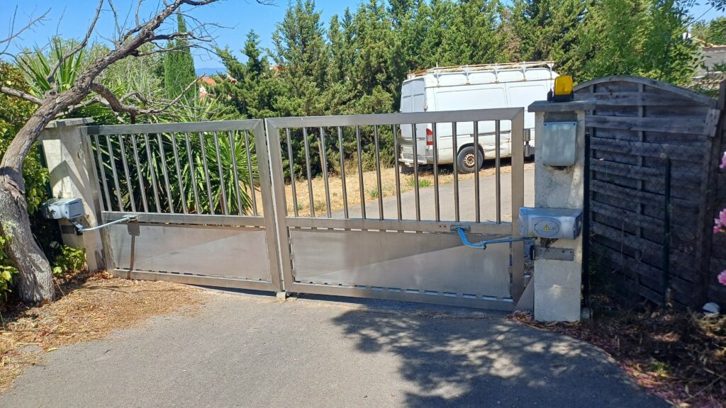 Motorisation de portail battant