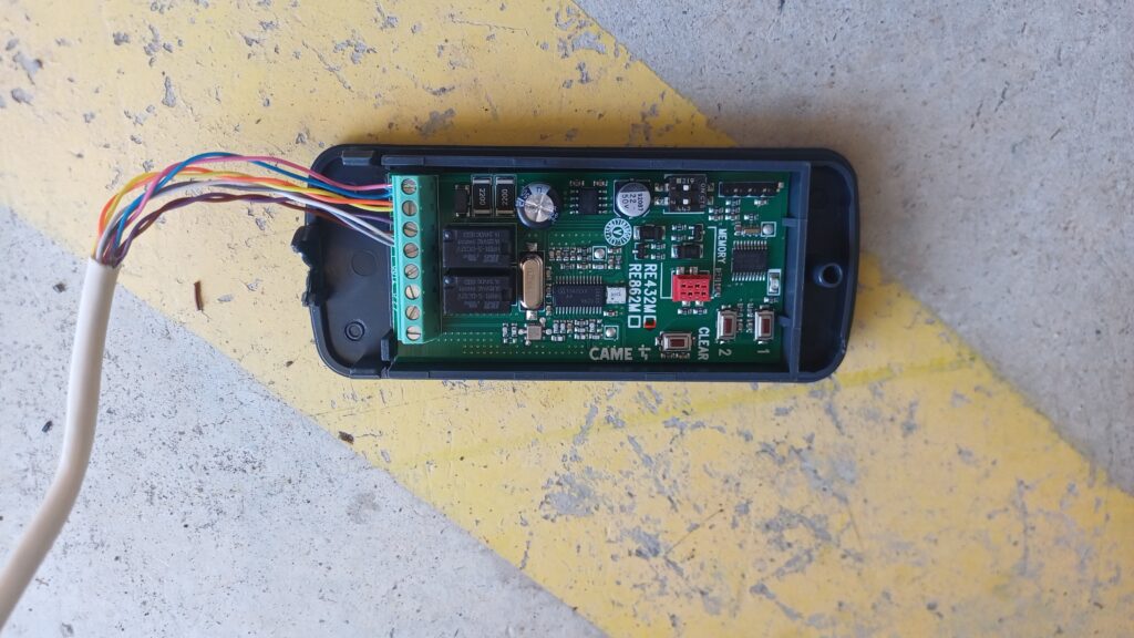 Récepteur radio de portail