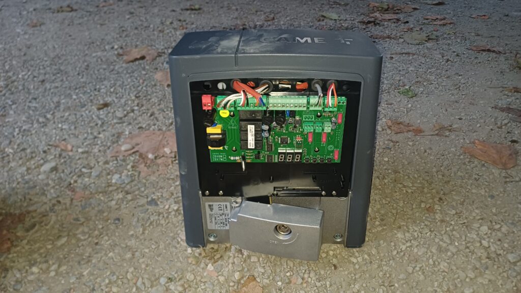 Motorisation de portail coulissant