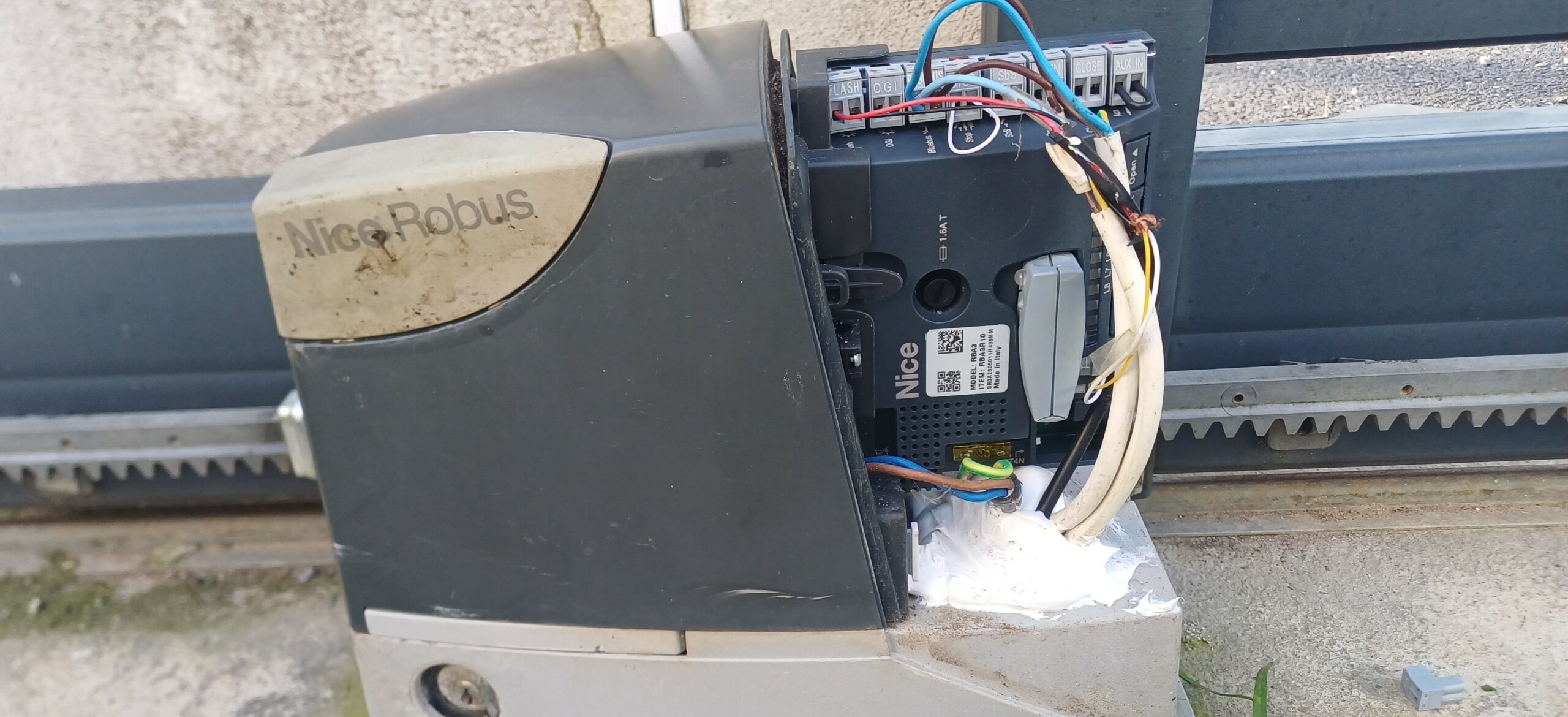 Centrale électronique