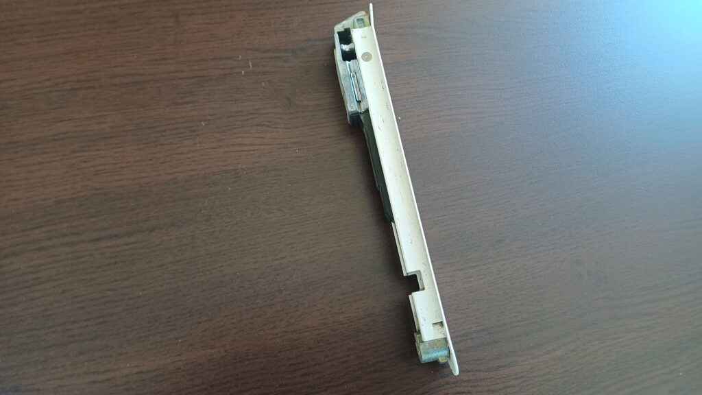 Serrure de baie vitrée