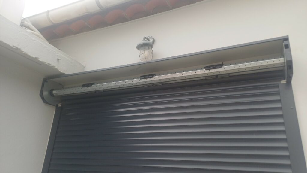 Volet roulant en panne