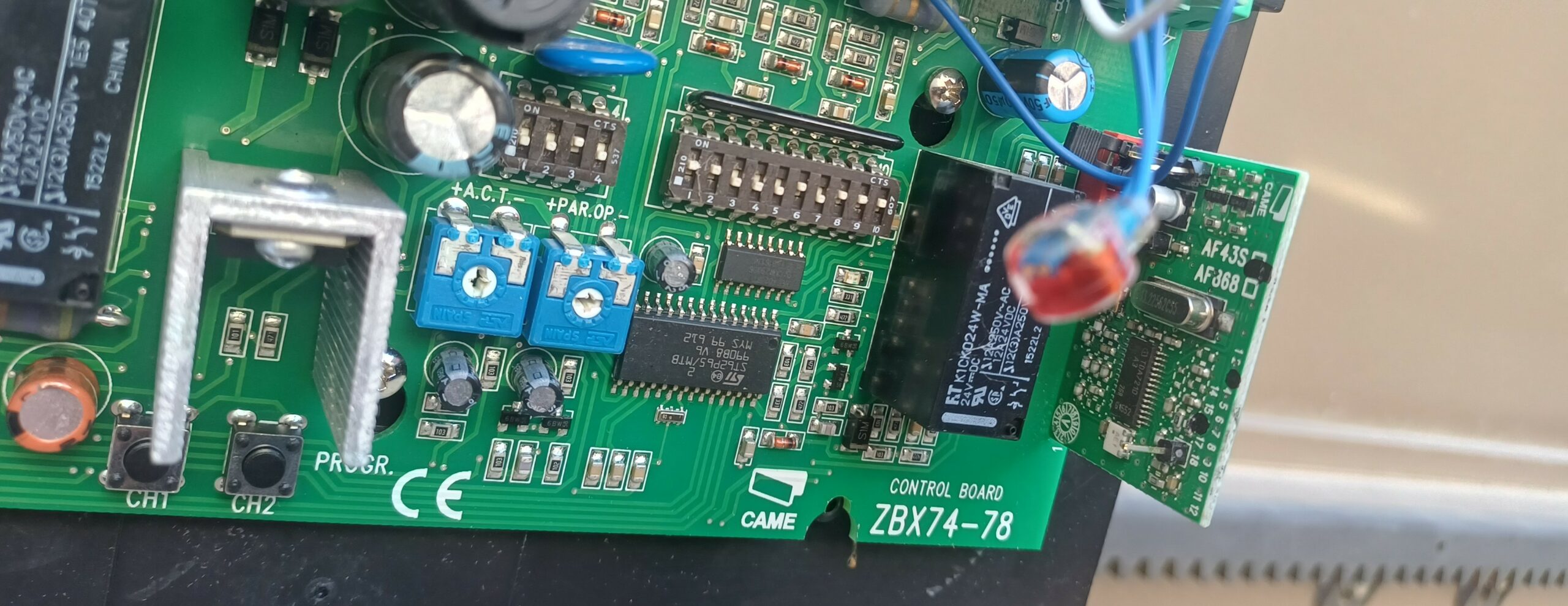 Récepteur radio de portail