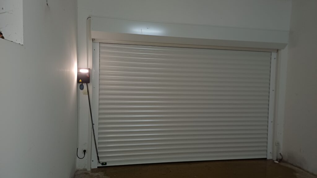 Porte de garage enroulable
