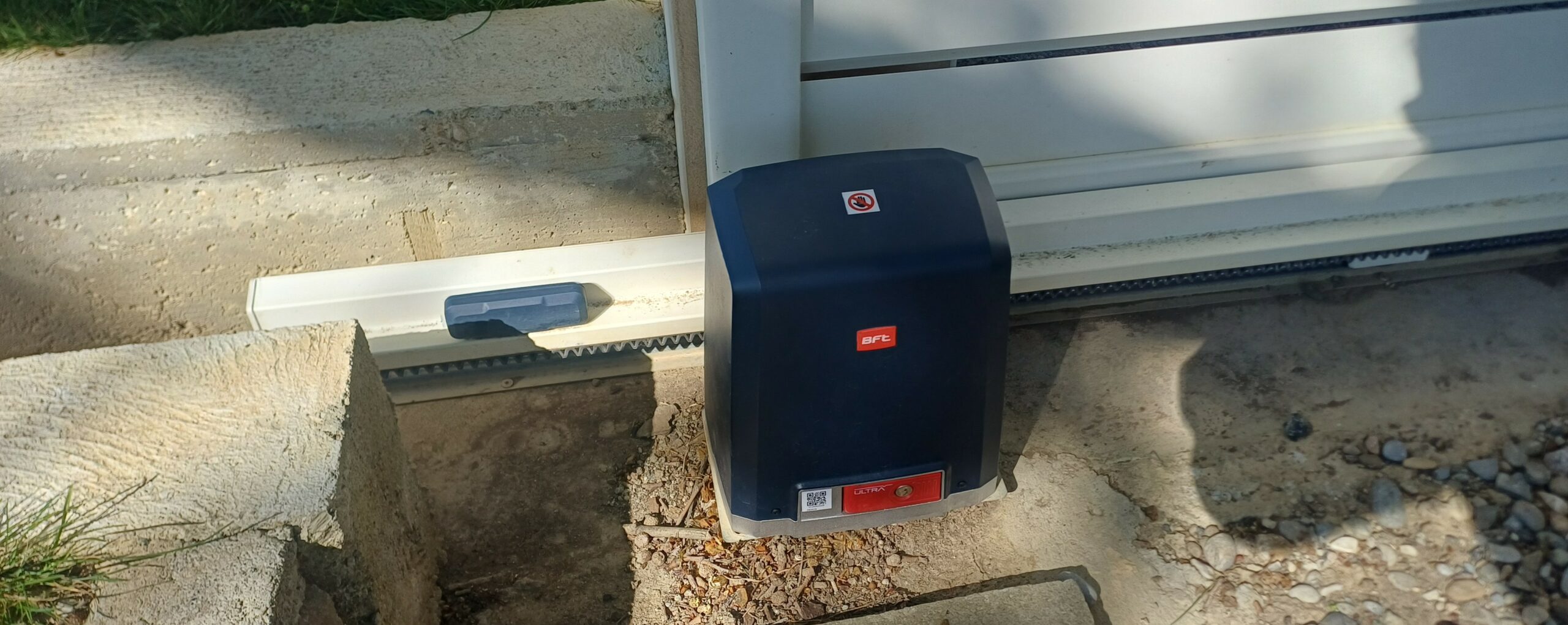 Moteur de portail coulissant