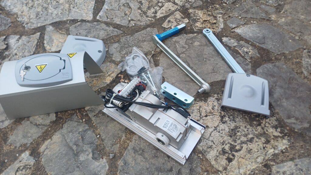 Automatisme pour portail deux battants