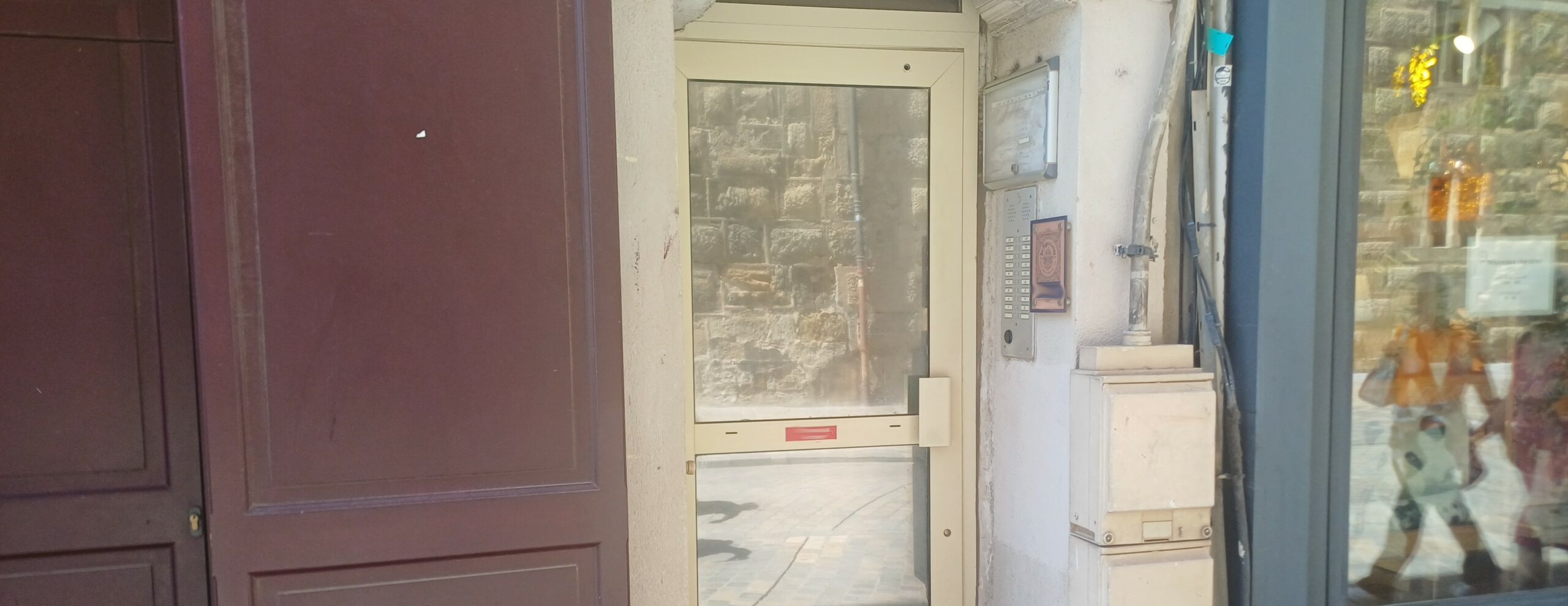 Dépannage d’une porte d’immeuble