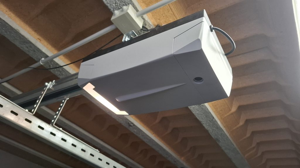 Réparation d'une porte de garage