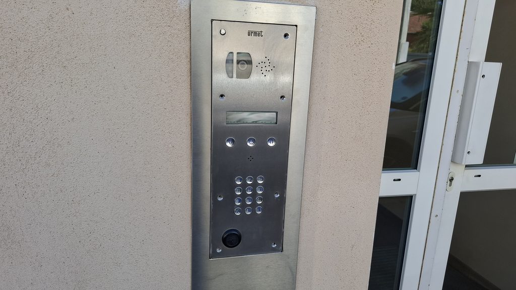 Réparation d'un interphone
