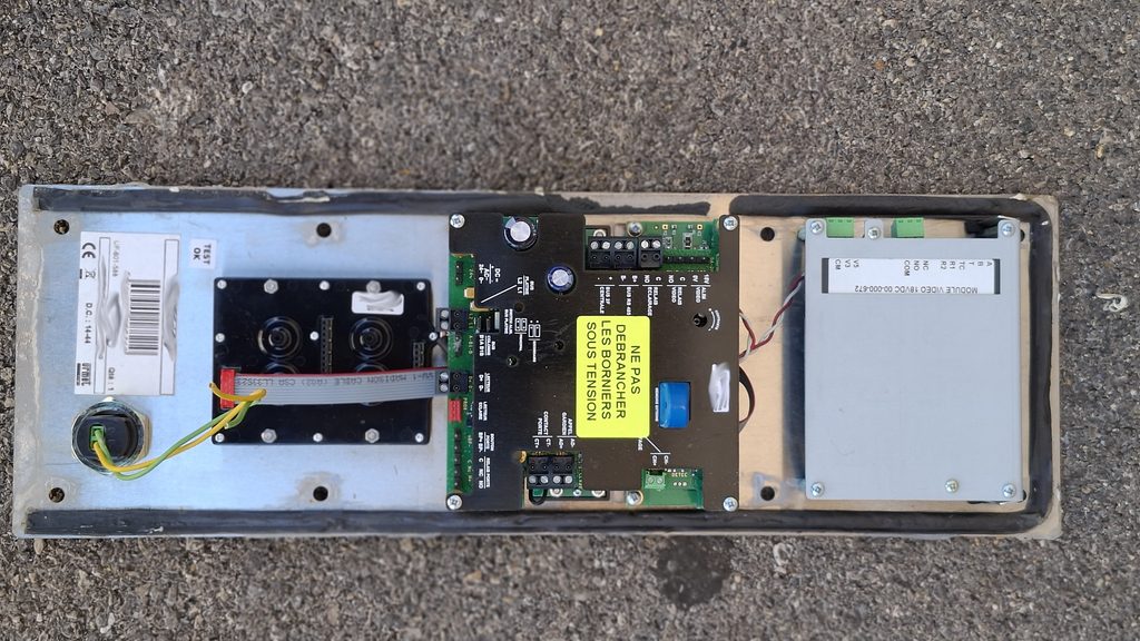 Réparation d'un interphone