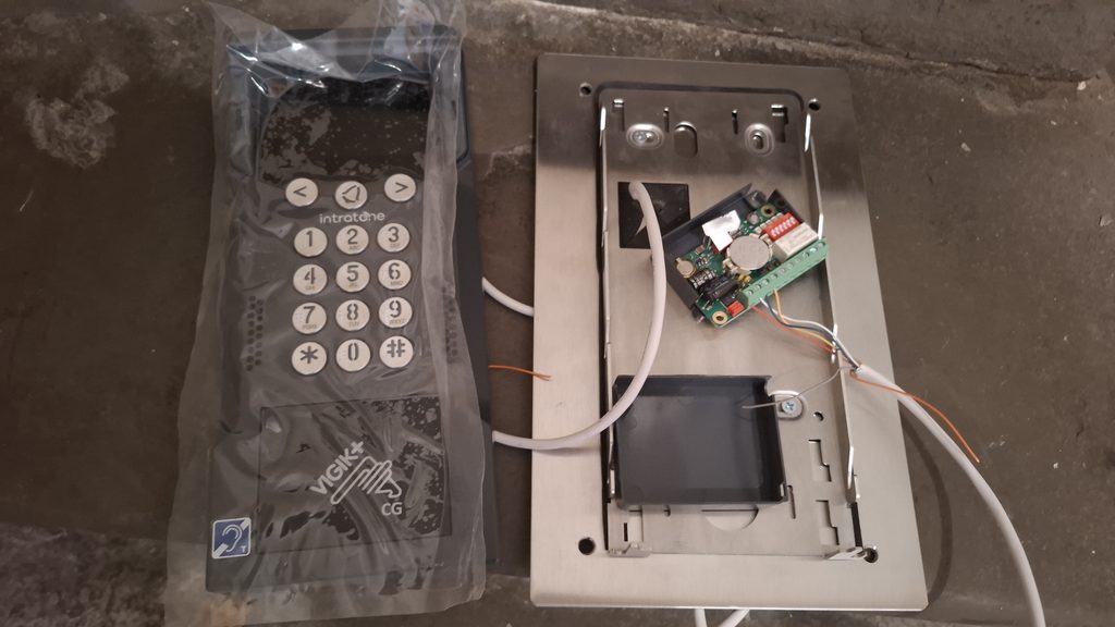 Interphone intratone